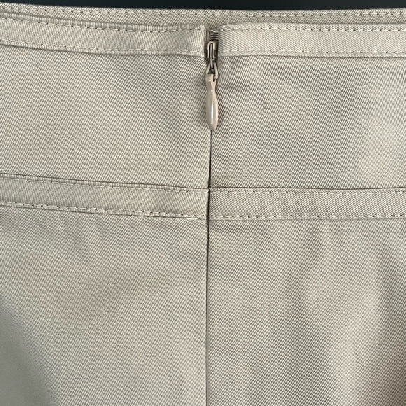 ANN TAYLOR Khaki Pencil Skirt Ladies Size 10P New with Tags Smoke Free Home - Picture 3 of 6